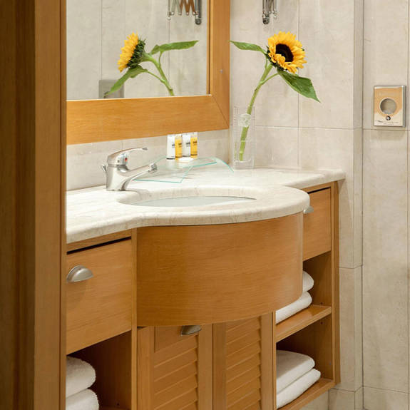 The-Athenian-Callirhoe-Hotel-Executive-Room-2.JPG
